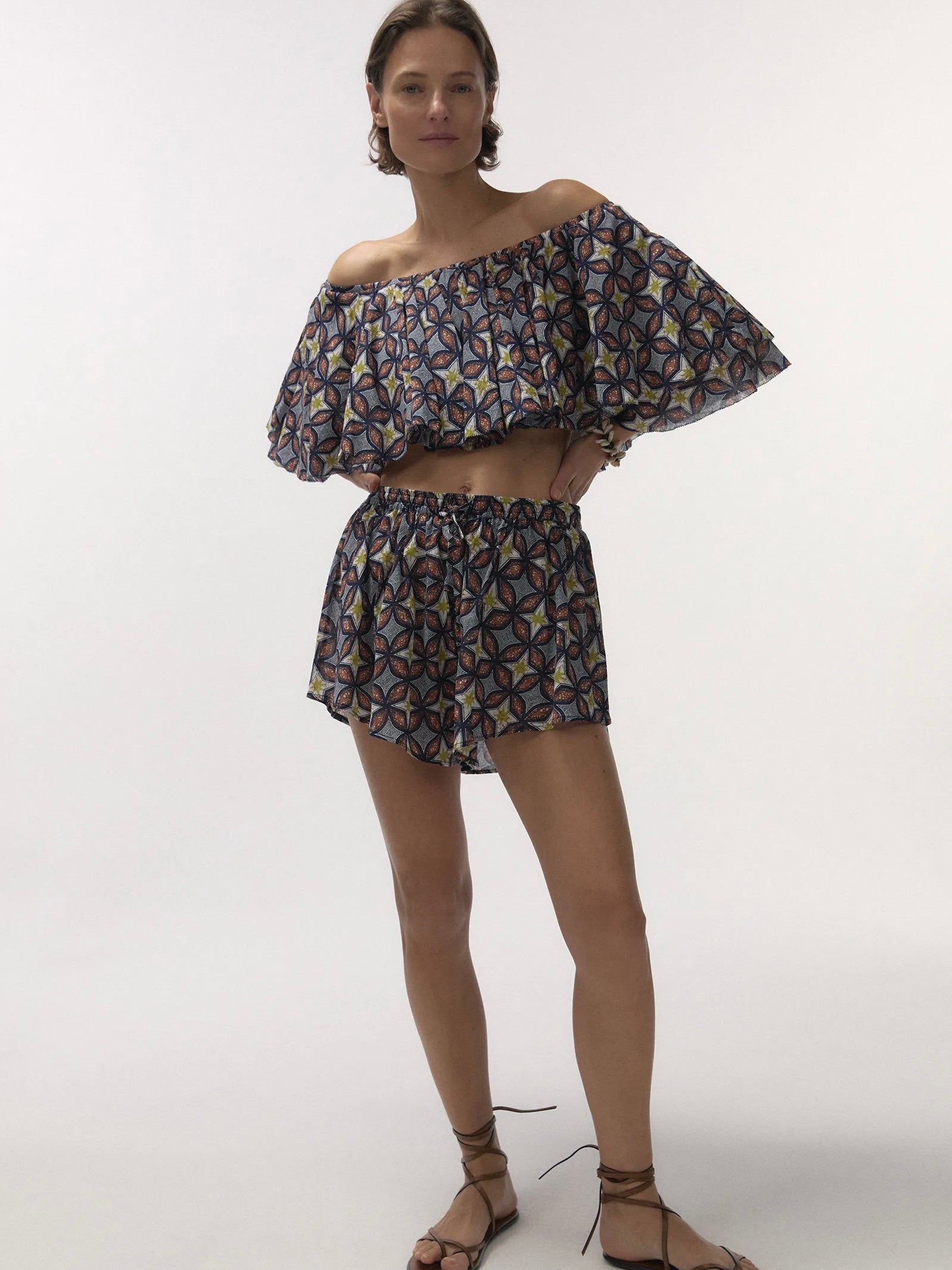 Shorts Love Stories Leonardo Blue