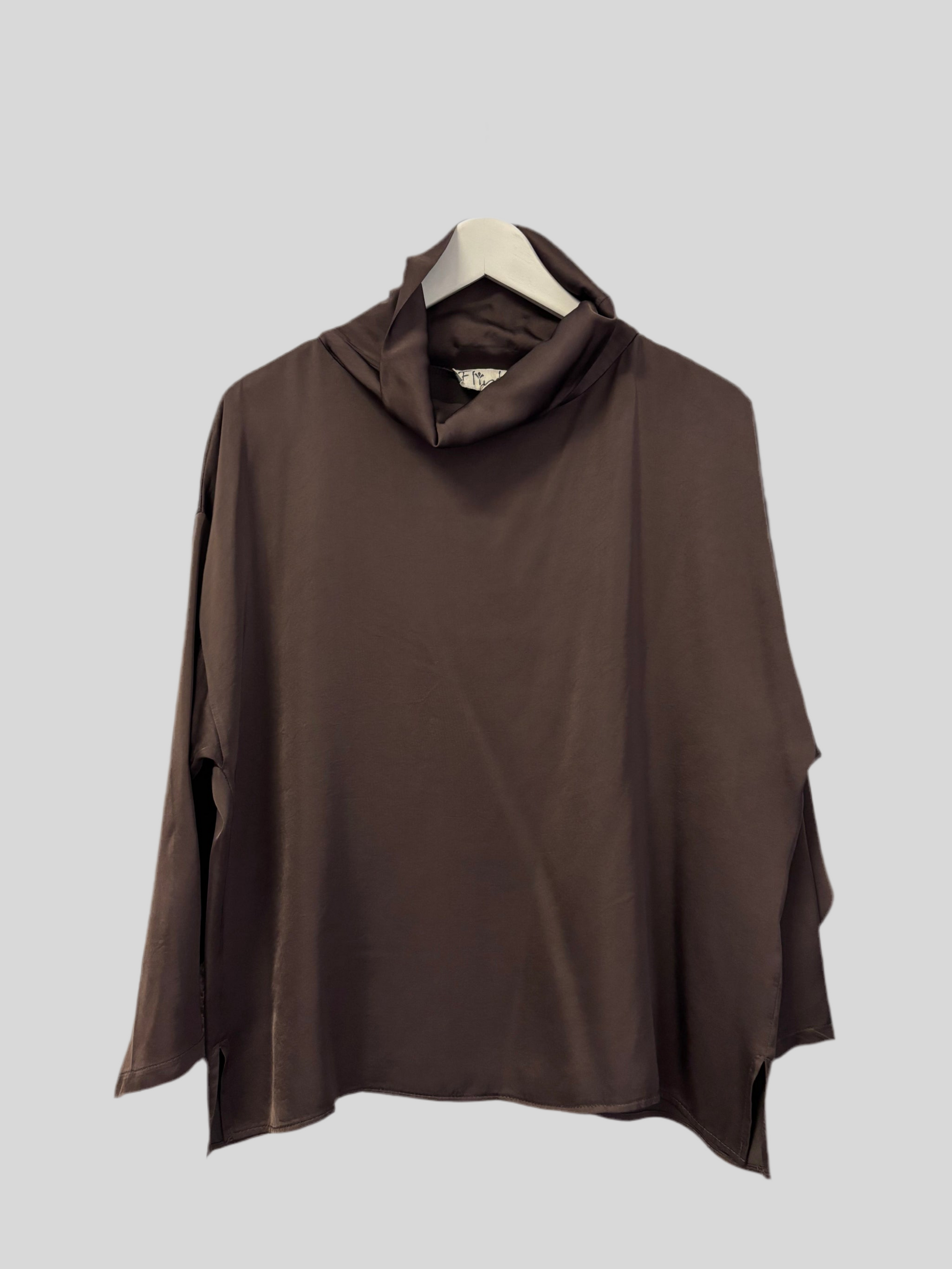 Blusa Flirt raso marrone
