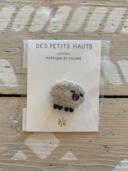 Des Petits Hauts Nounou brooch