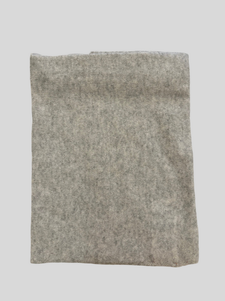 Absolut Cashmere Niamh Light Grey scarf