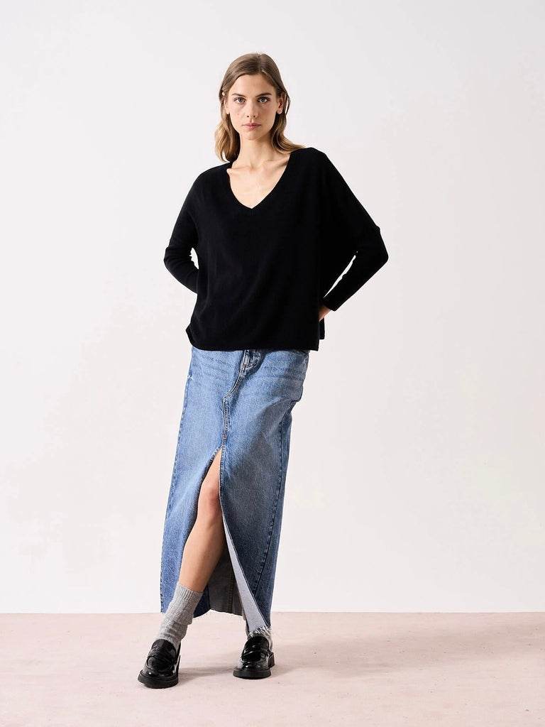 Absolut Cashmere Camille Black sweater