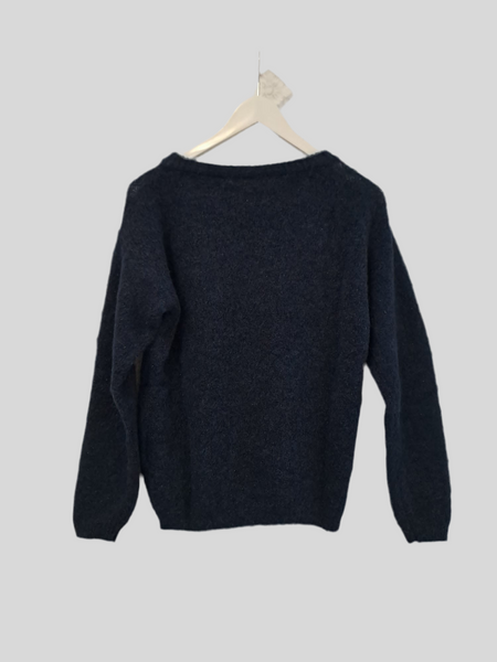 Chiara Bertani navy blue sweater