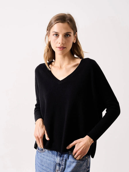 Absolut Cashmere Camille Black sweater