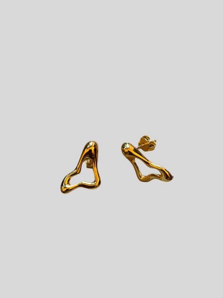 Maestoso Mae gold earrings