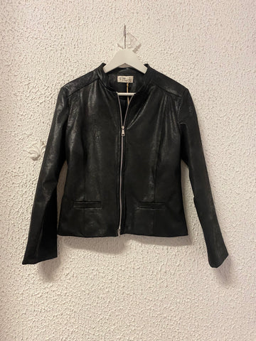 Flirt faux leather black jacket
