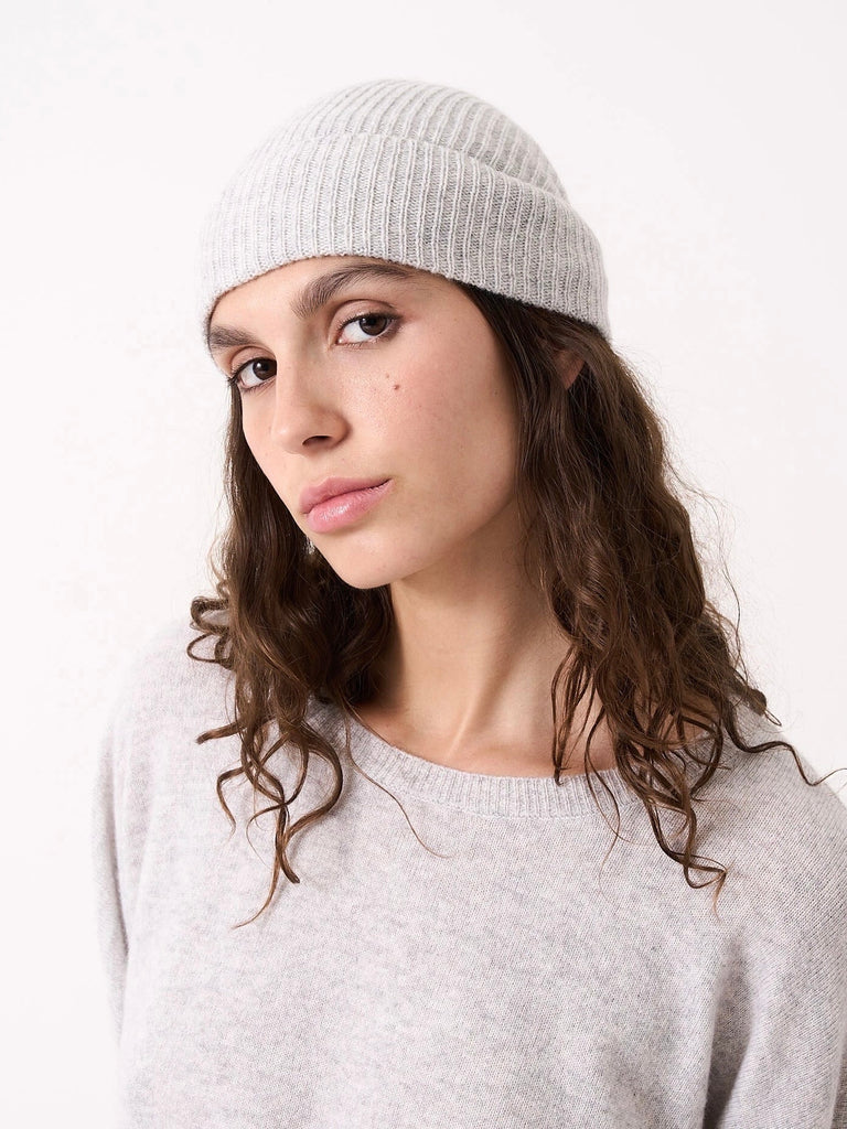 Absolut Cashmere Maeve Light Grey beanie