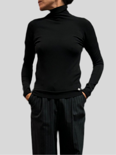 Flirt black viscose turtleneck sweater