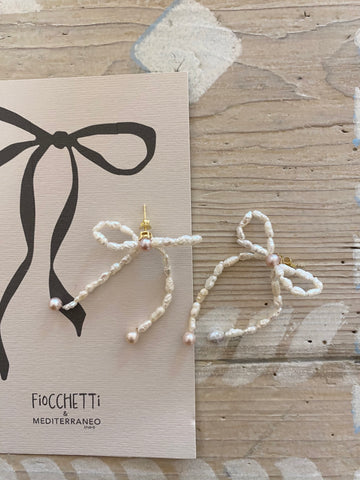Fiocchetti river pearl earrings