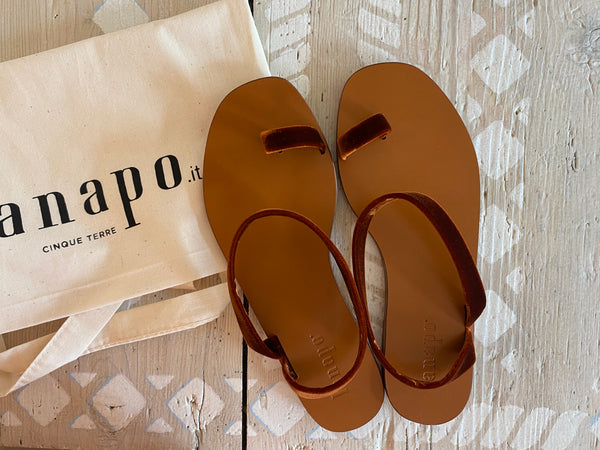 Lanapo Monterosso brown sandals