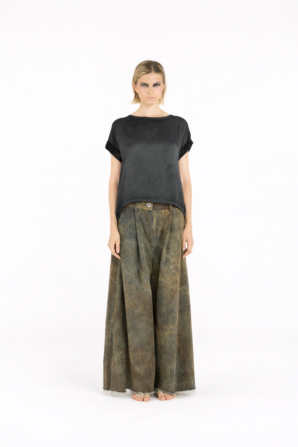 T-shirts Sanctamuerte Black