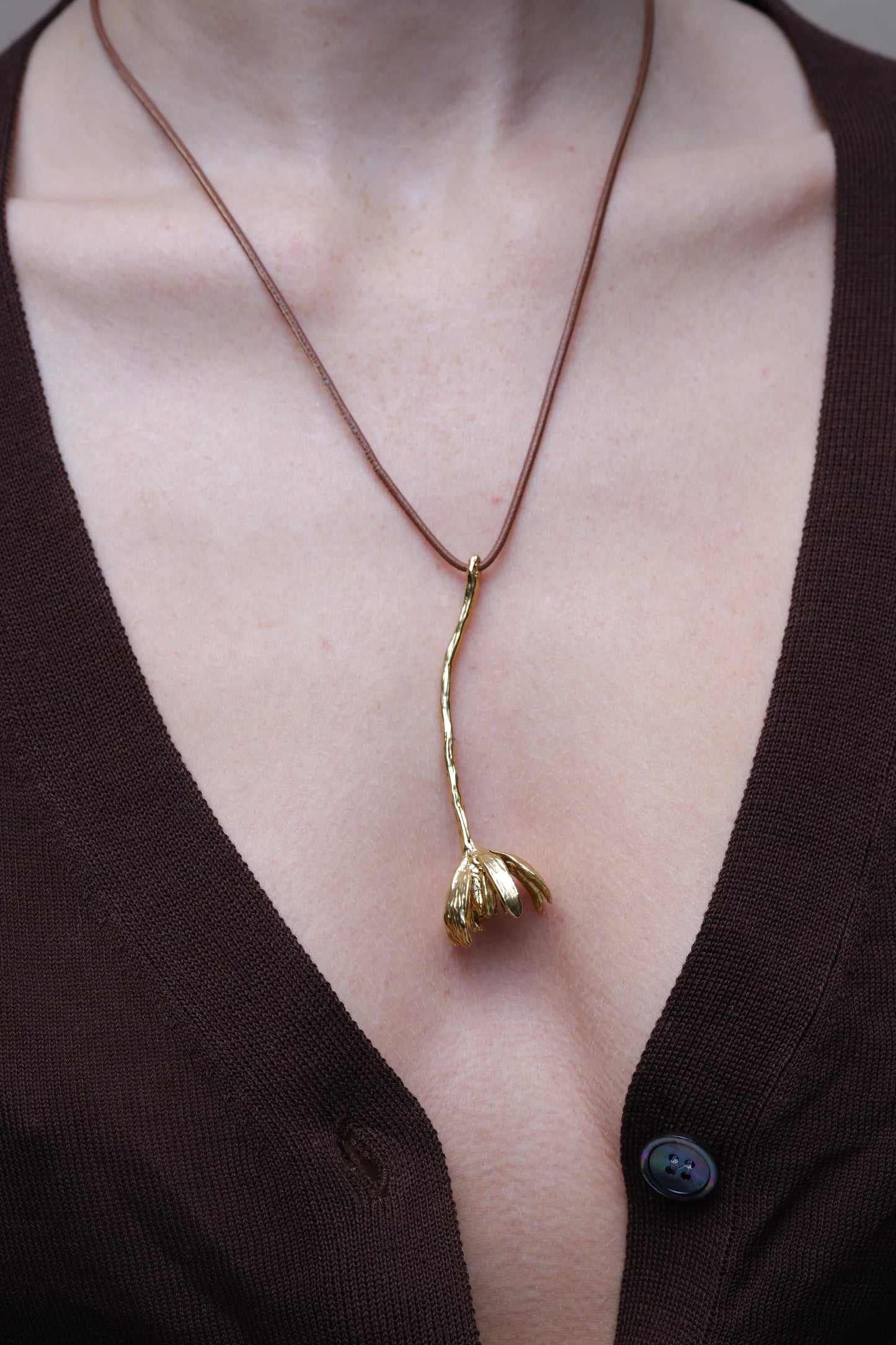Collana Outerin Iris Bloom Long