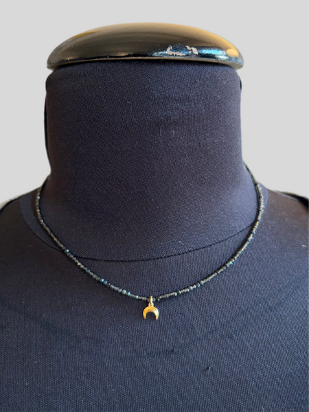 Collana Emmevi pietre grigio scuro luna