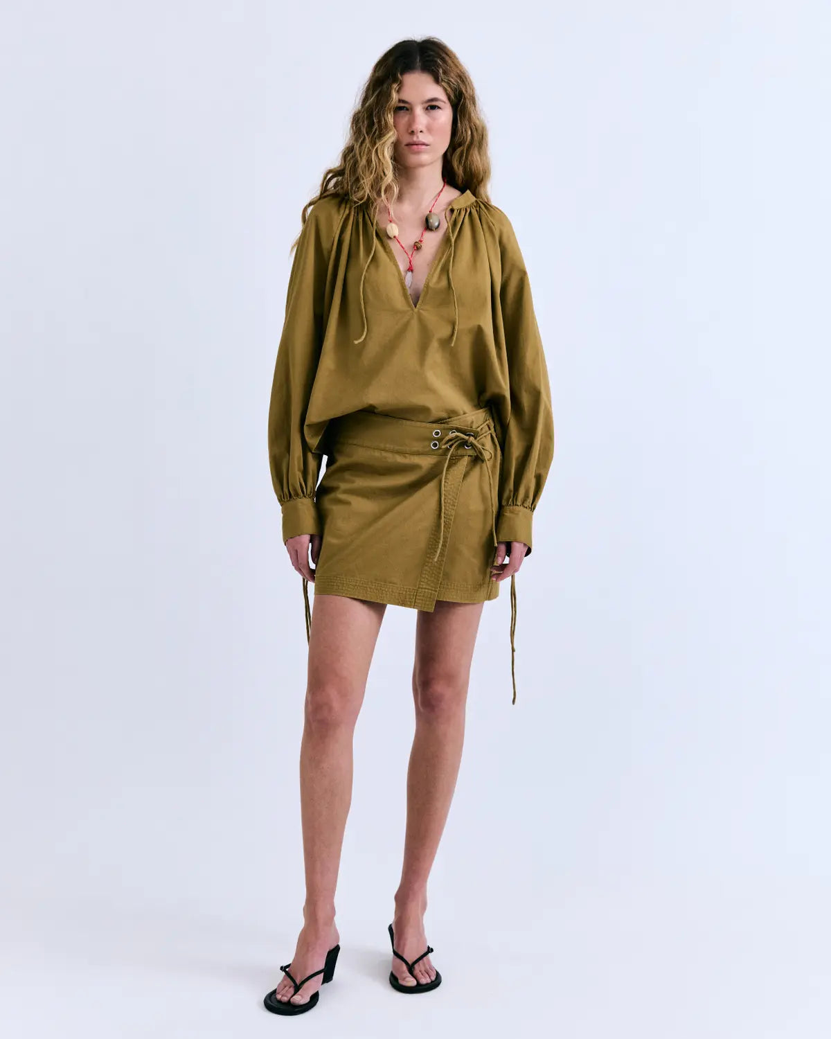 Gonna Love Stories Layla bronze