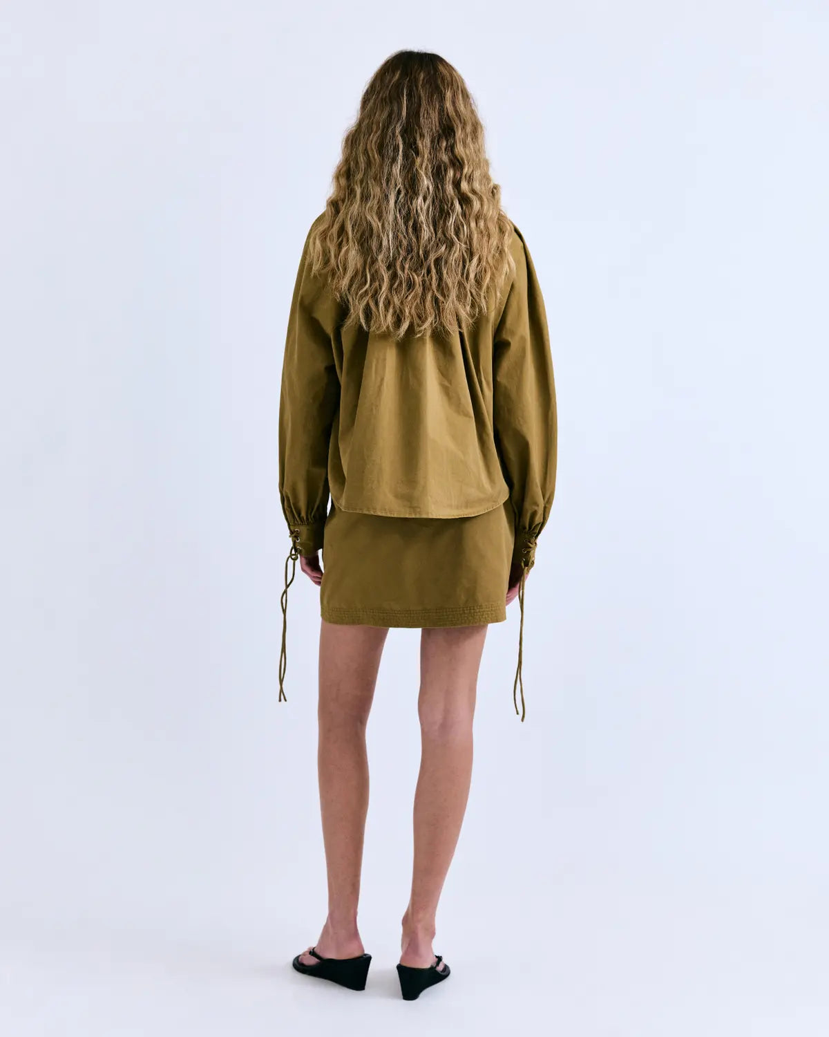 Gonna Love Stories Layla bronze