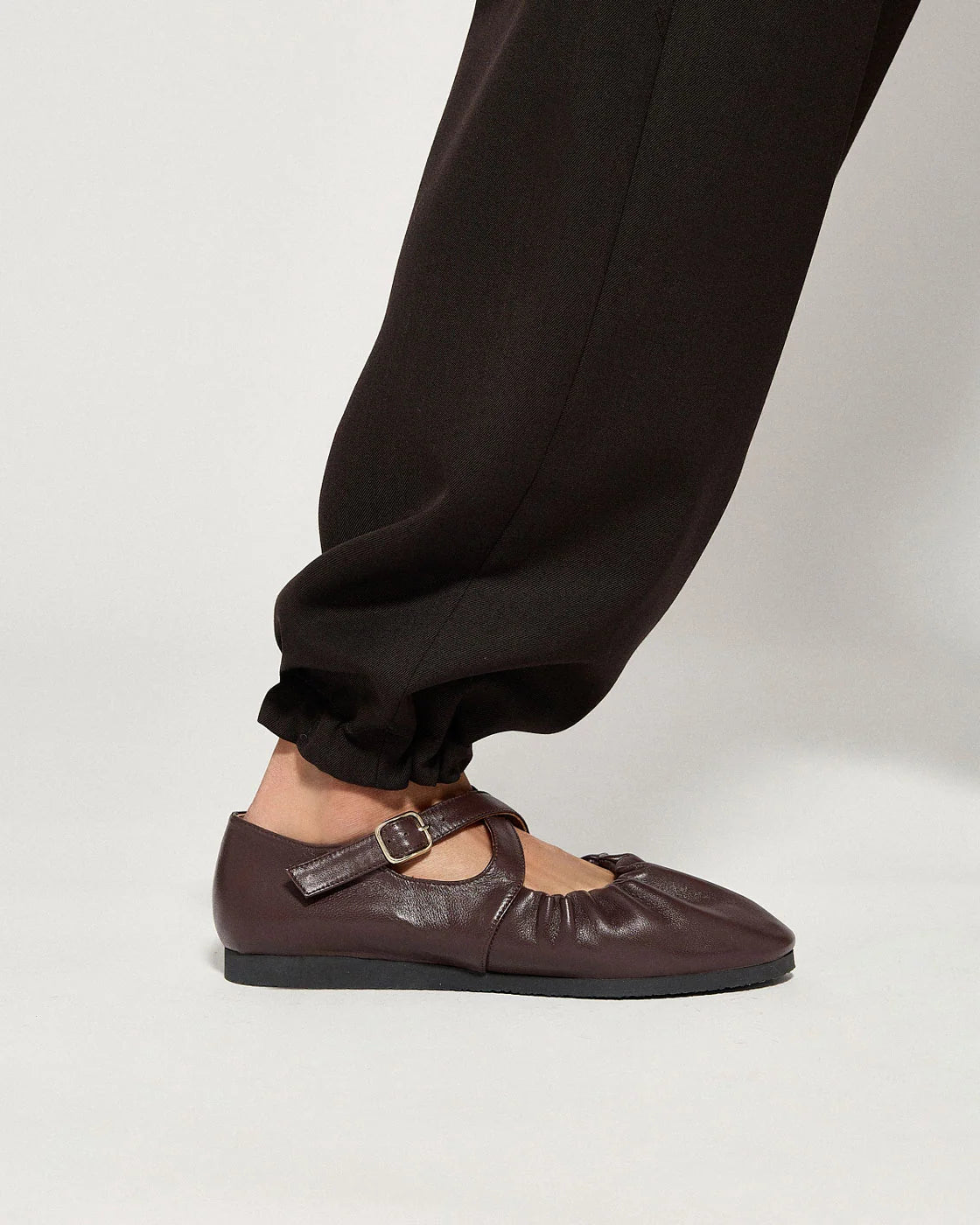 Ballerina Naguisa Bec dark brown