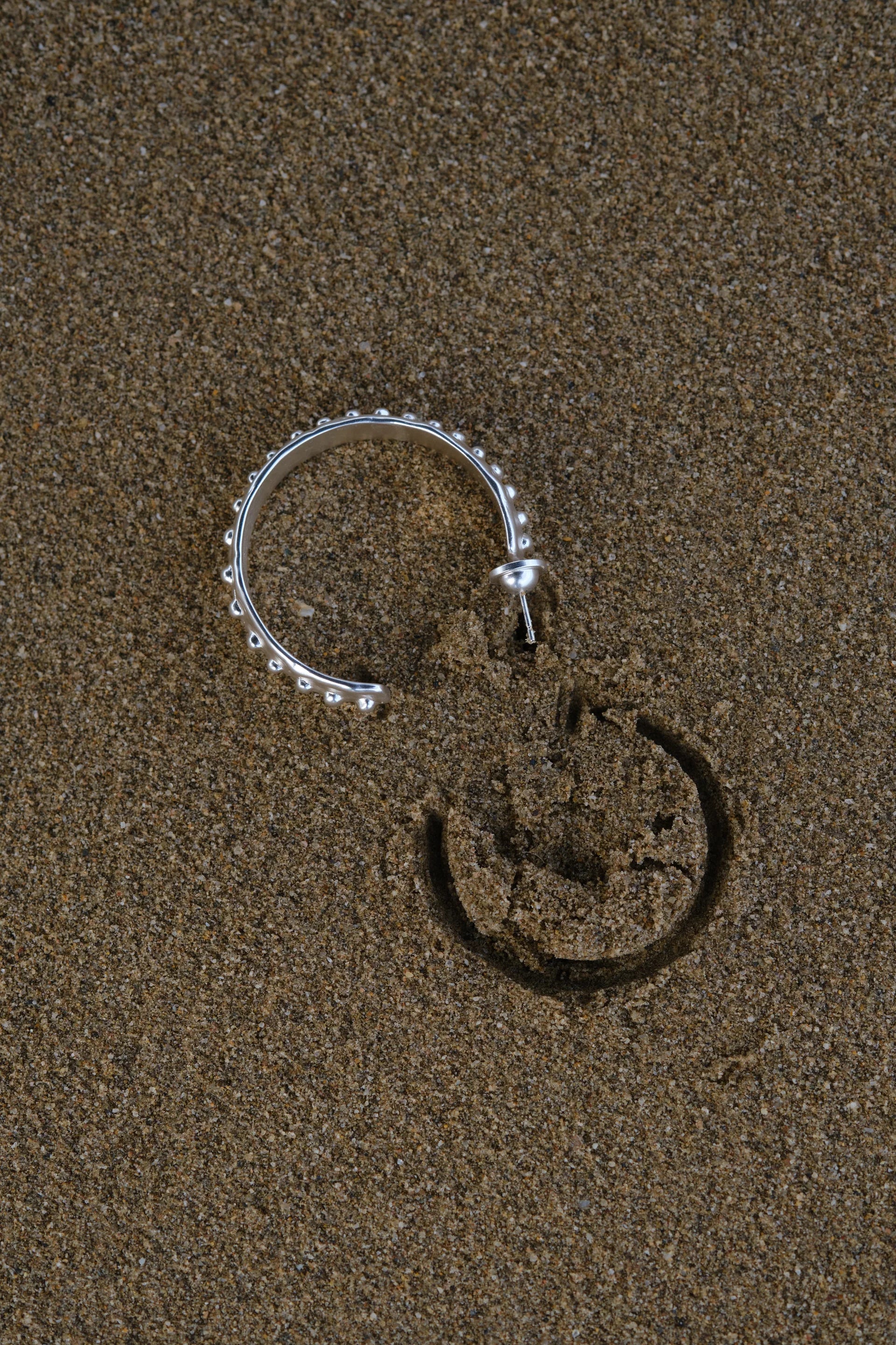 Orecchini Outerin Antique Hoop Silver